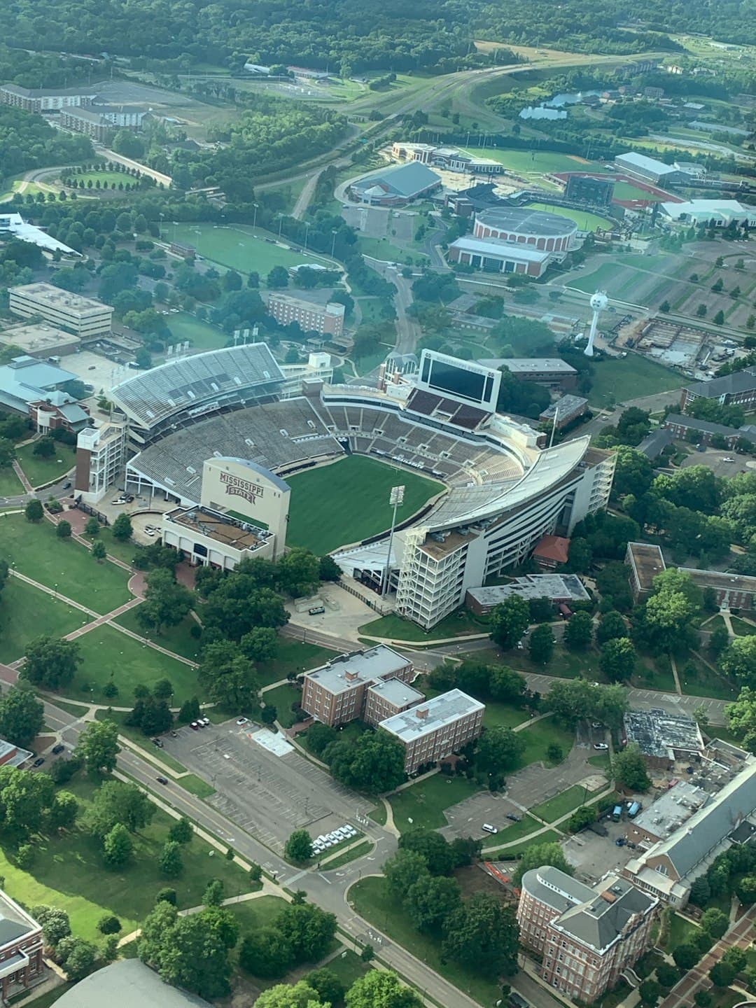 Institutions & Campuses